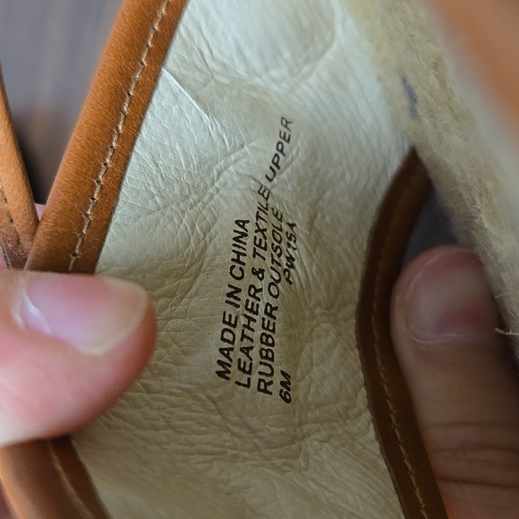 Michael Michael Kors Size 6 Beige and Brown Gladiator Style Flat Sandals - Picture 7 of 7